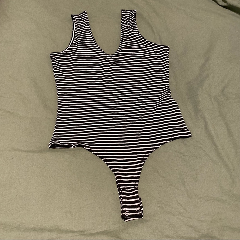 Bodysuit - Picture 5 of 6